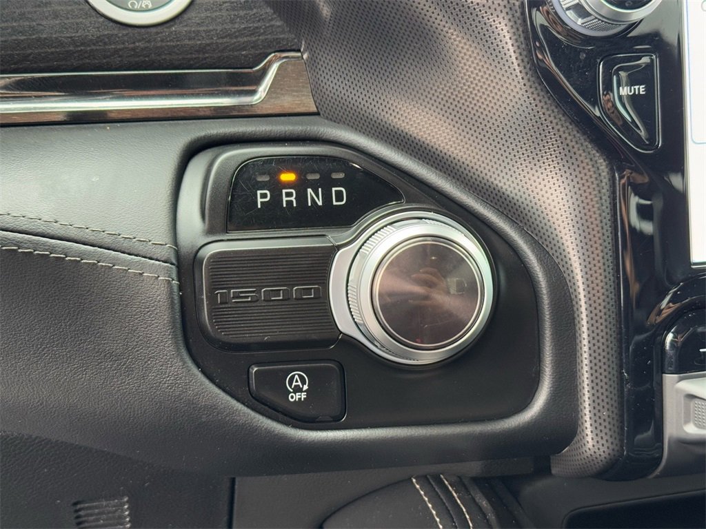 Used 2022 RAM 1500 Limited w/ Body Color Bumper Group image 32