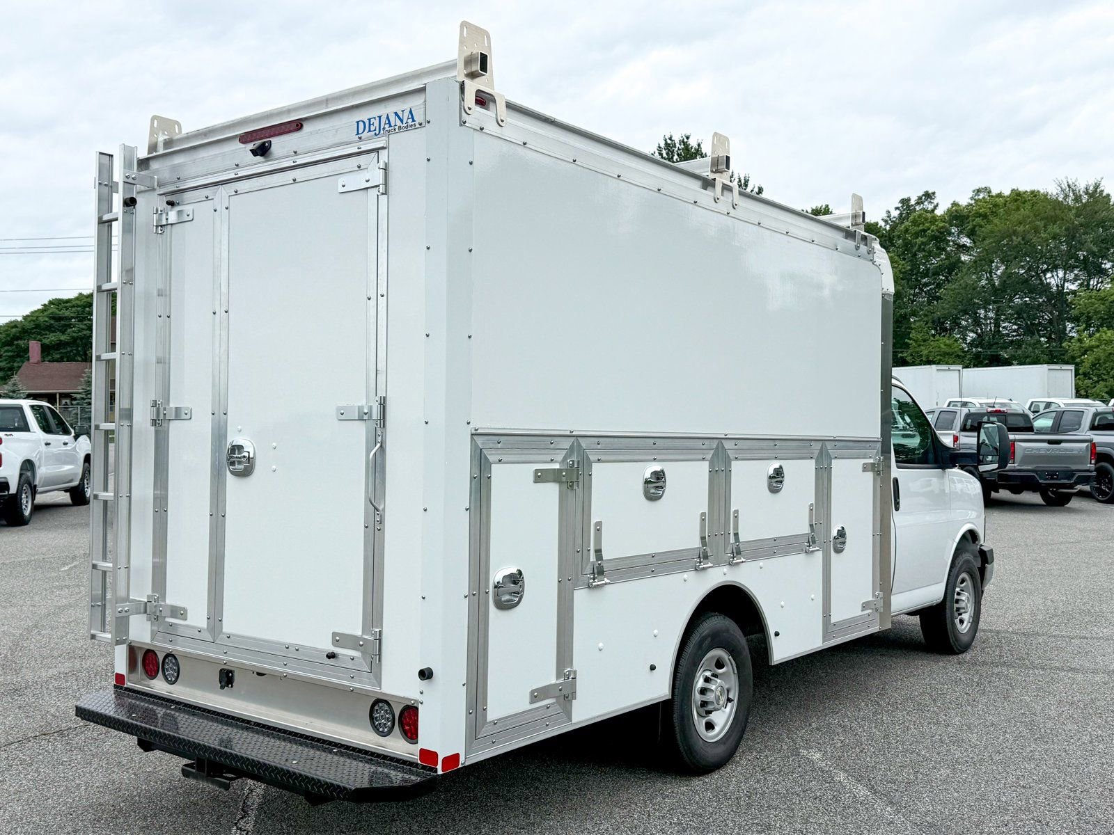 New 2025 Chevrolet Express 3500 w/ Power Convenience Package RWD image 11