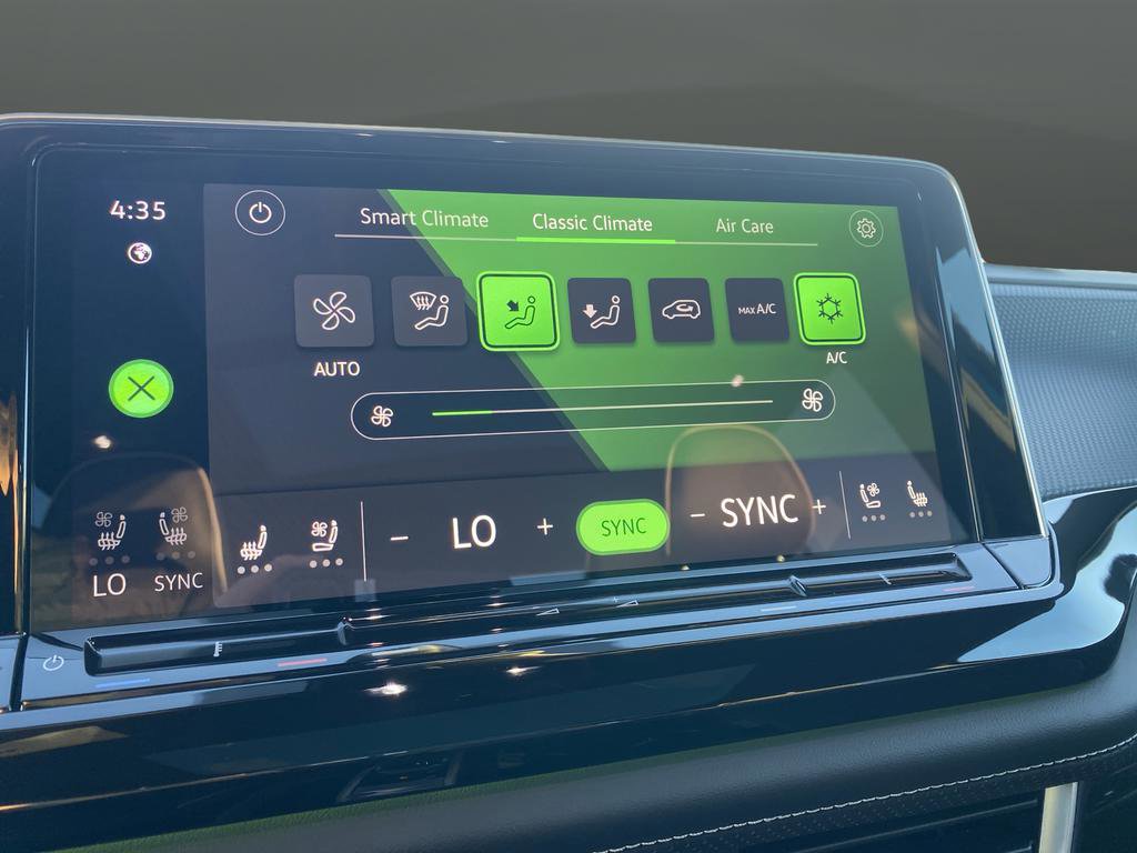 New 2026 Volkswagen Atlas Cross Sport SEL Premium R-Line image 8