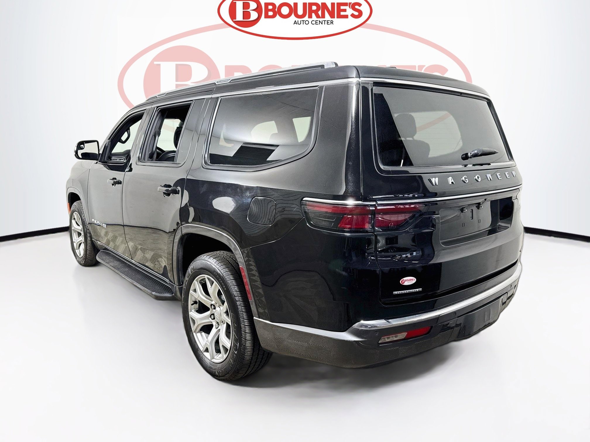 Used 2022 Jeep Wagoneer Series II AWD/4WD image 9