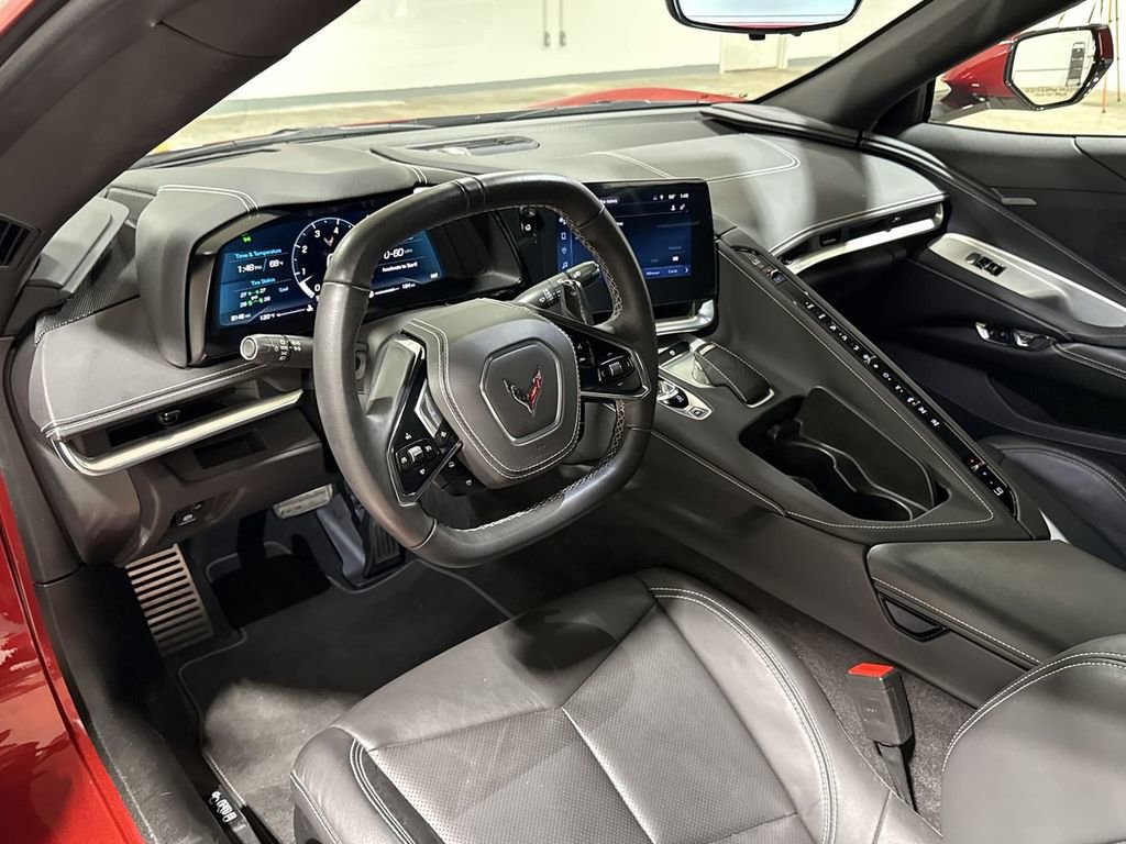 Used 2025 Chevrolet Corvette Stingray Coupe w/ 1LT RWD image 10