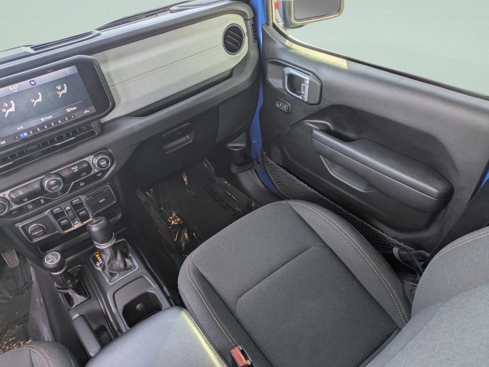 Used 2024 Jeep Gladiator Sport image 24