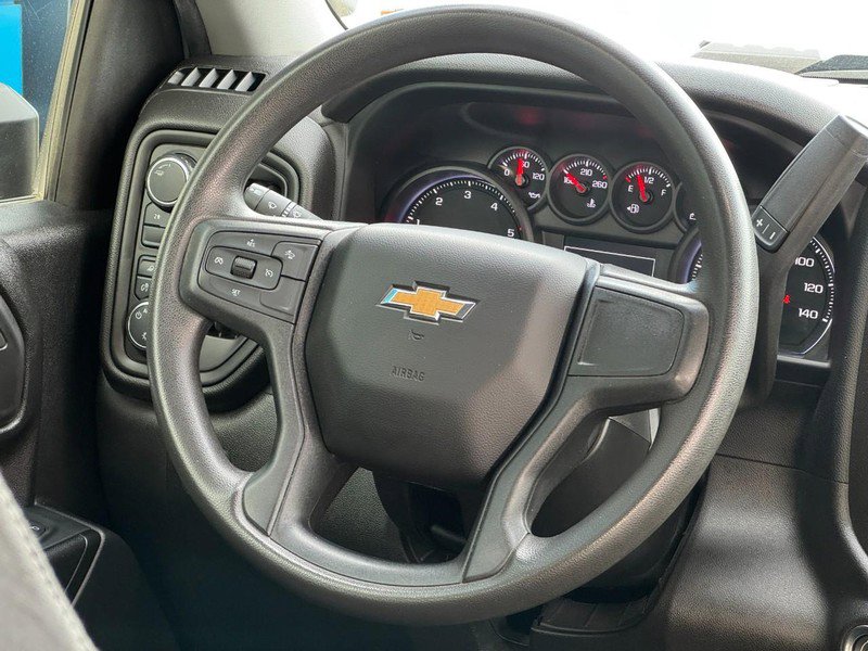 Used 2024 Chevrolet Silverado 2500 Custom w/ Custom Value Package image 12