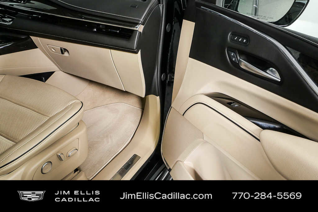 Used 2024 Cadillac Escalade Premium Luxury image 26