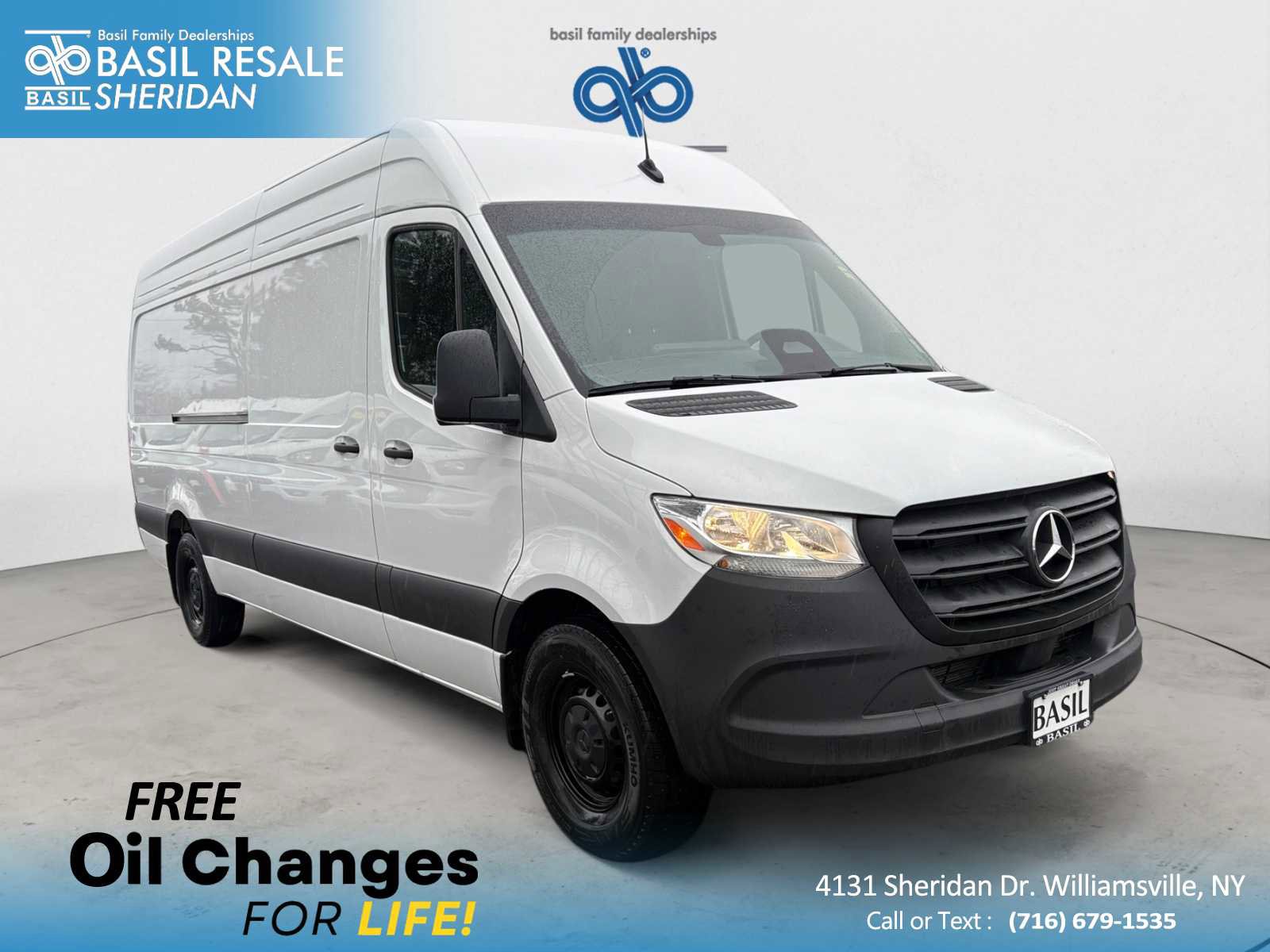 Used 2025 Mercedes-Benz Sprinter 2500 image 1