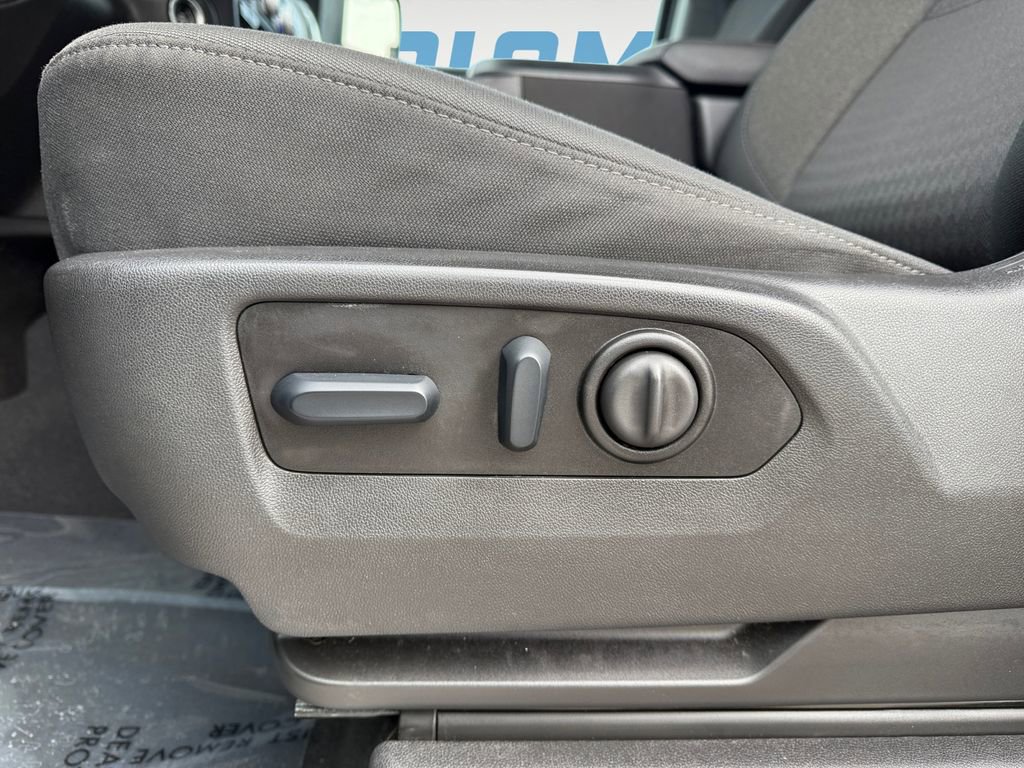 Used 2023 GMC Sierra 2500 SLE w/ SLE Value Package; image 16