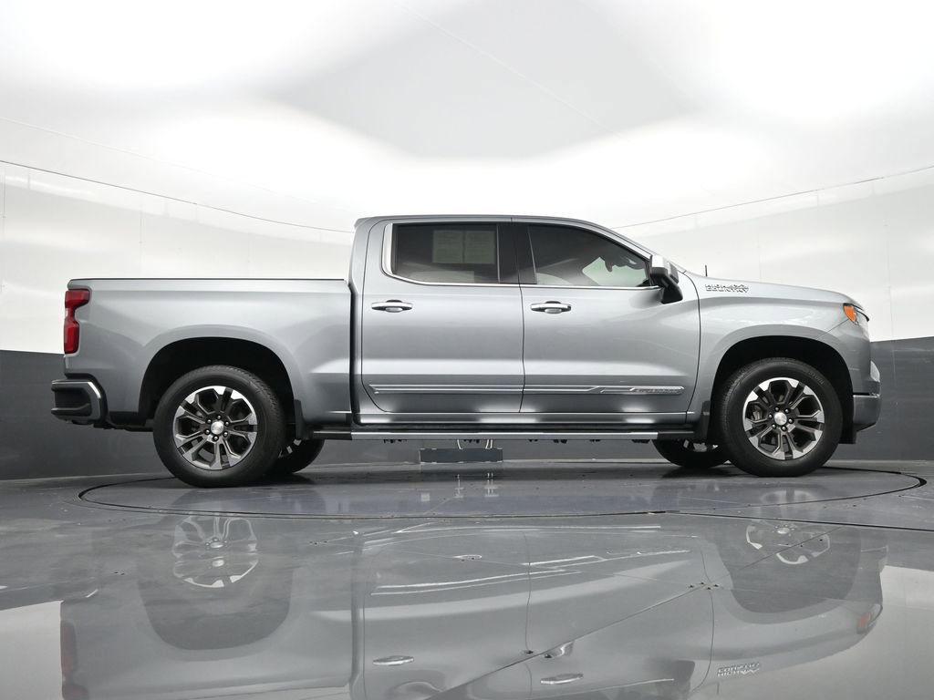 Used 2024 Chevrolet Silverado 1500 High Country RWD image 28