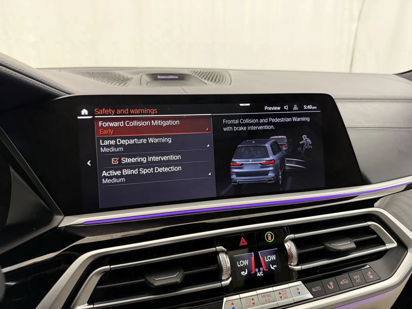 Used 2020 BMW X7 M50i w/ Executive Package AWD/4WD image 33