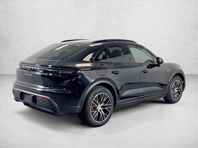 Used 2026 Porsche Macan 4S Electric AWD/4WD image 9