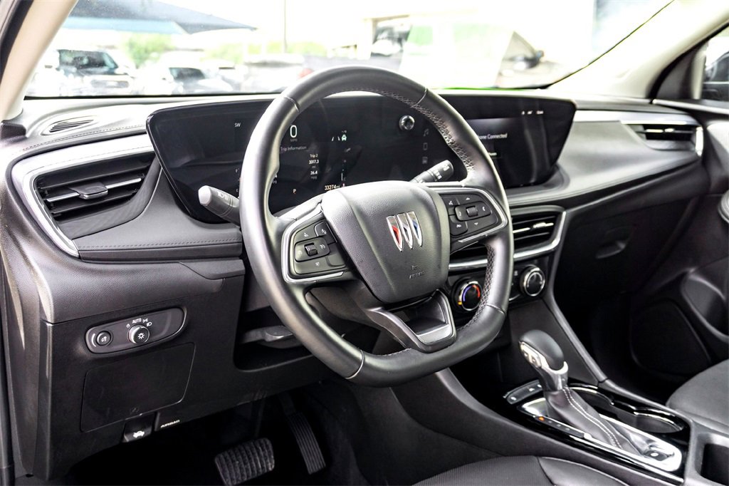 Used 2024 Buick Encore GX Sport Touring image 15
