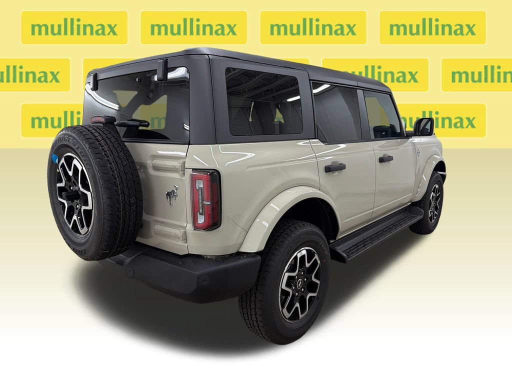 New 2026 Ford Bronco Outer Banks AWD/4WD image 3