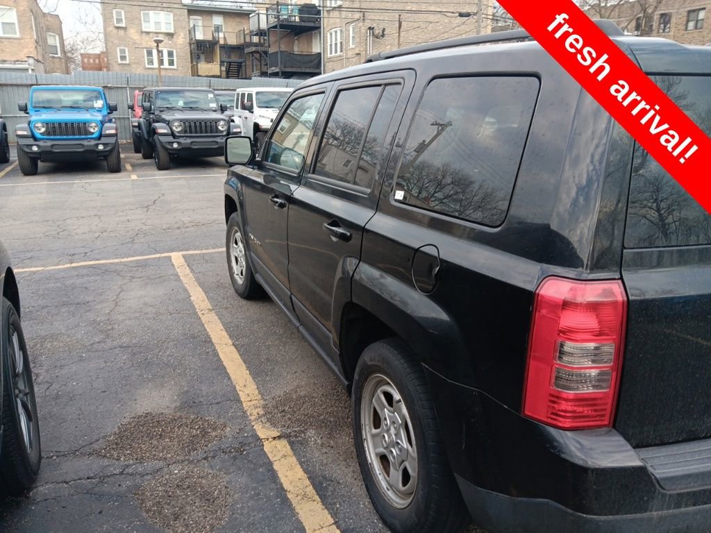 Used 2017 Jeep Patriot Sport w/ Power Value Group image 4