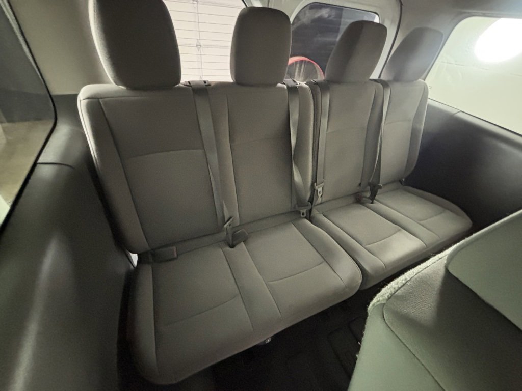 Used 2018 Nissan NV 3500 S image 35