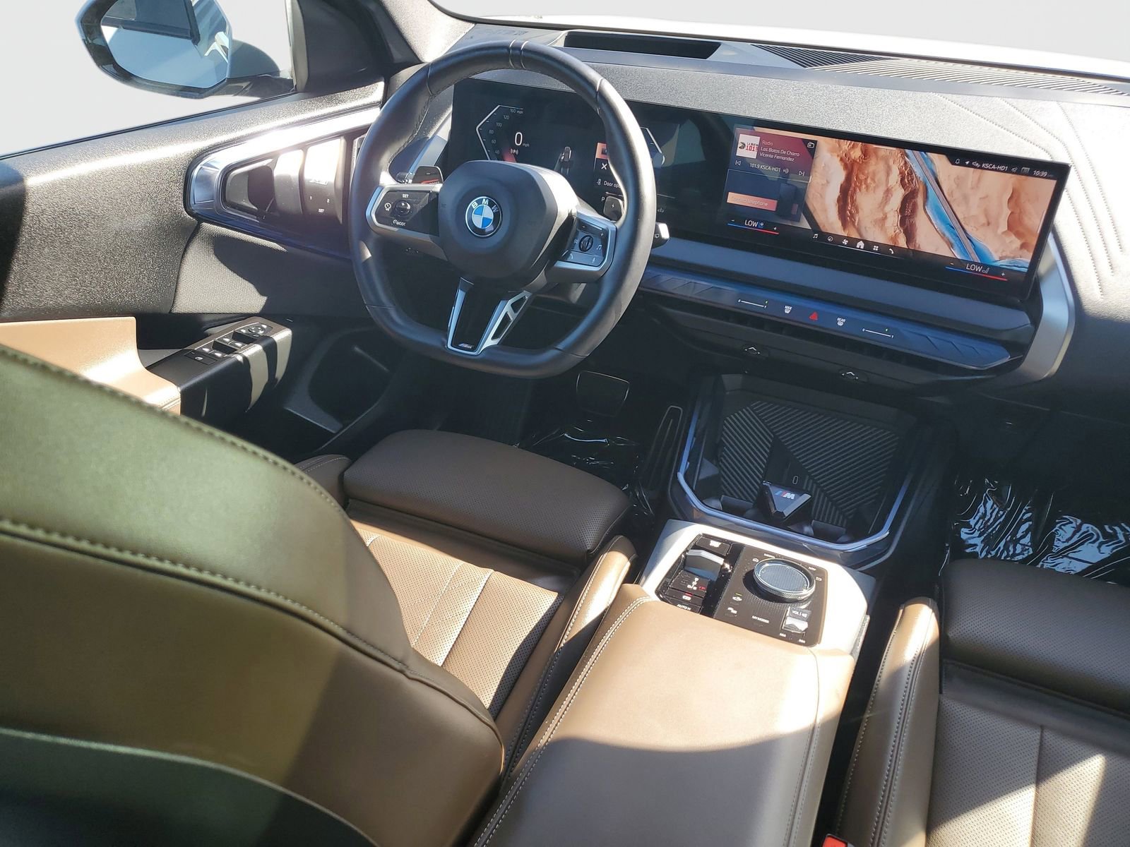 Used 2025 BMW X3 xDrive30i w/ Premium Package image 12