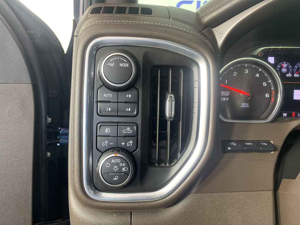Used 2020 Chevrolet Silverado 1500 LTZ w/ LTZ Premium Package AWD/4WD image 15