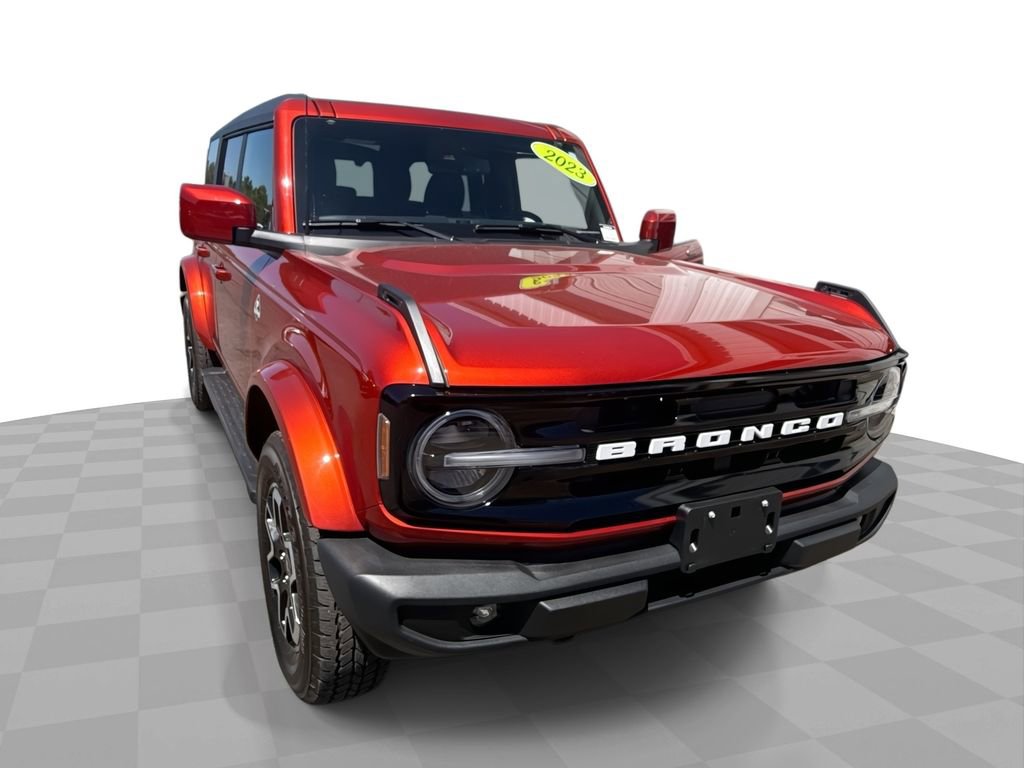Used 2023 Ford Bronco Outer Banks AWD/4WD video 1