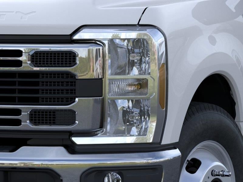 New 2026 Ford F350 2WD Regular Cab DRW Super Duty image 18