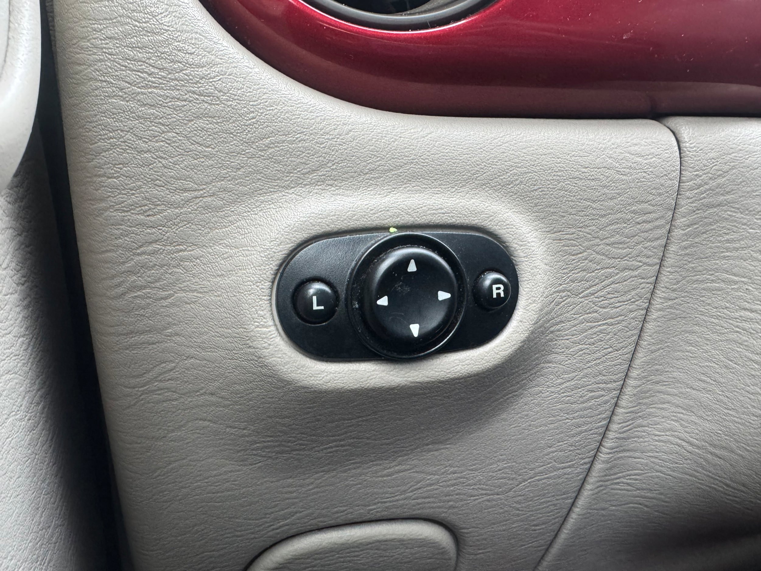 Used 2002 Chrysler PT Cruiser Limited image 8