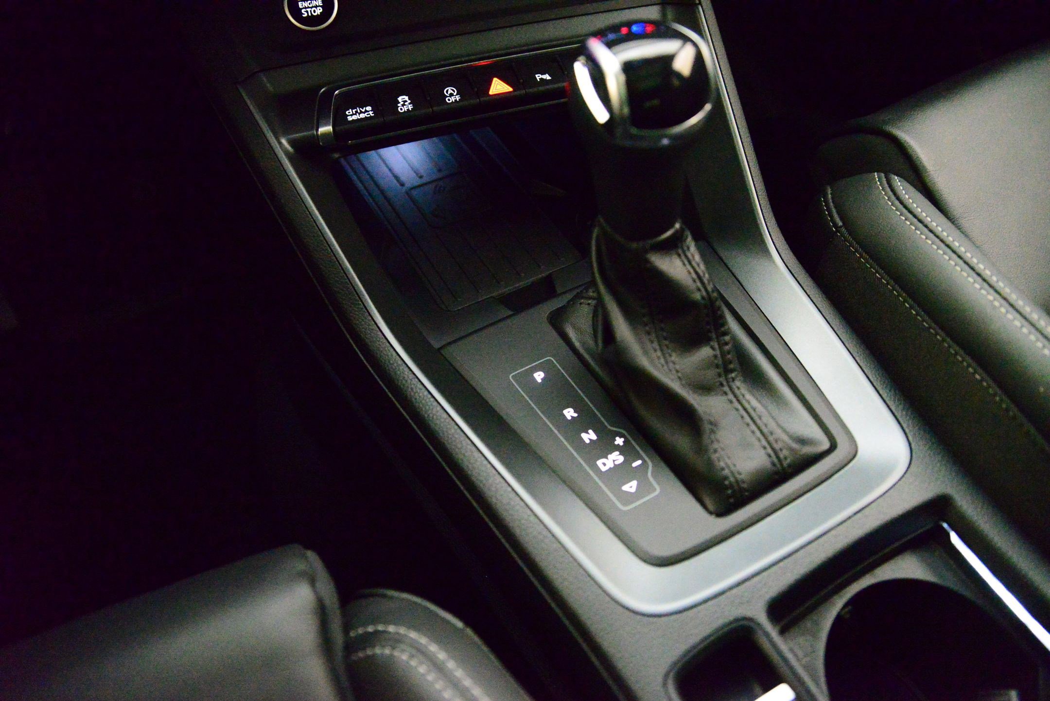 Certified 2025 Audi Q3 2.0T Premium w/ Convenience Package image 13