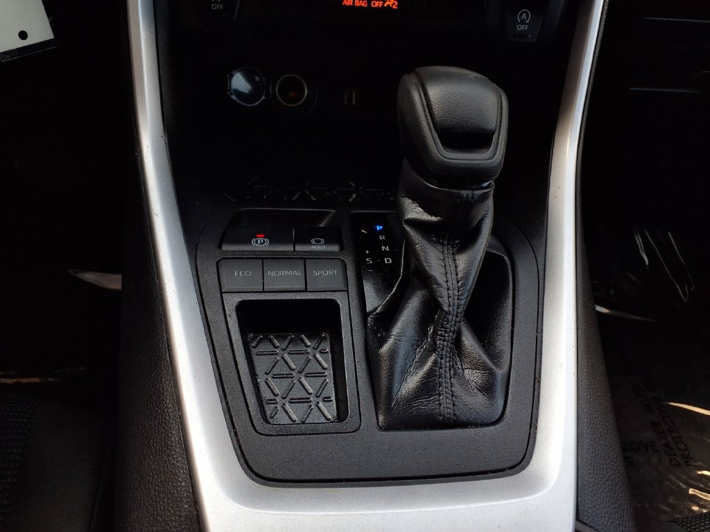 Certified 2024 Toyota RAV4 LE FWD image 13