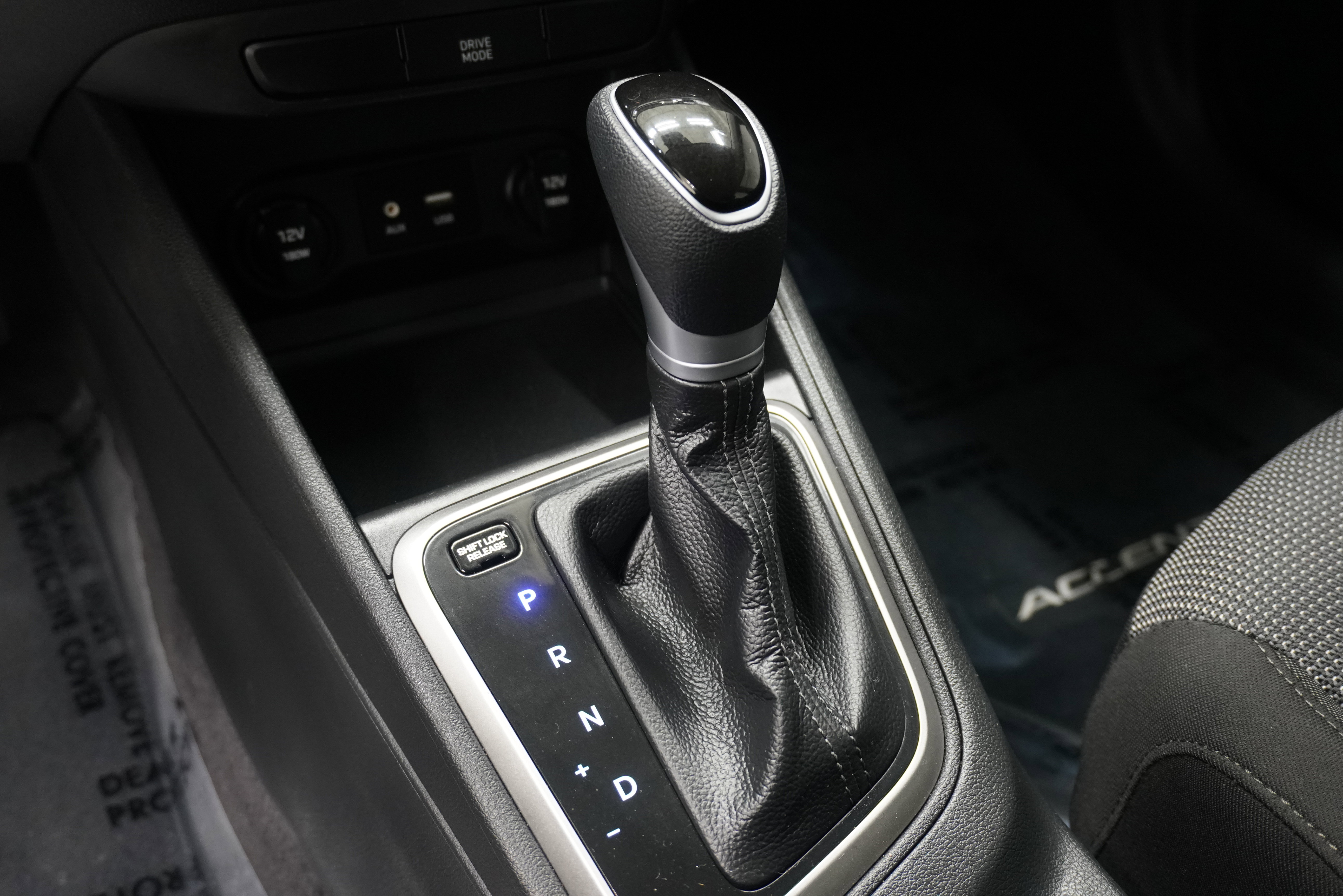 Used 2021 Hyundai Accent SE FWD image 19