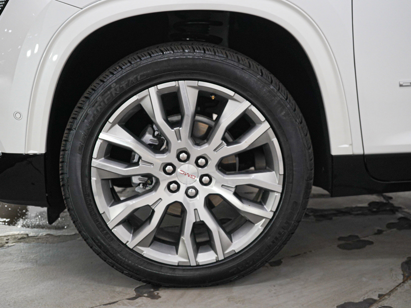 Used 2025 GMC Acadia Denali w/ Super Cruise Package AWD/4WD image 31