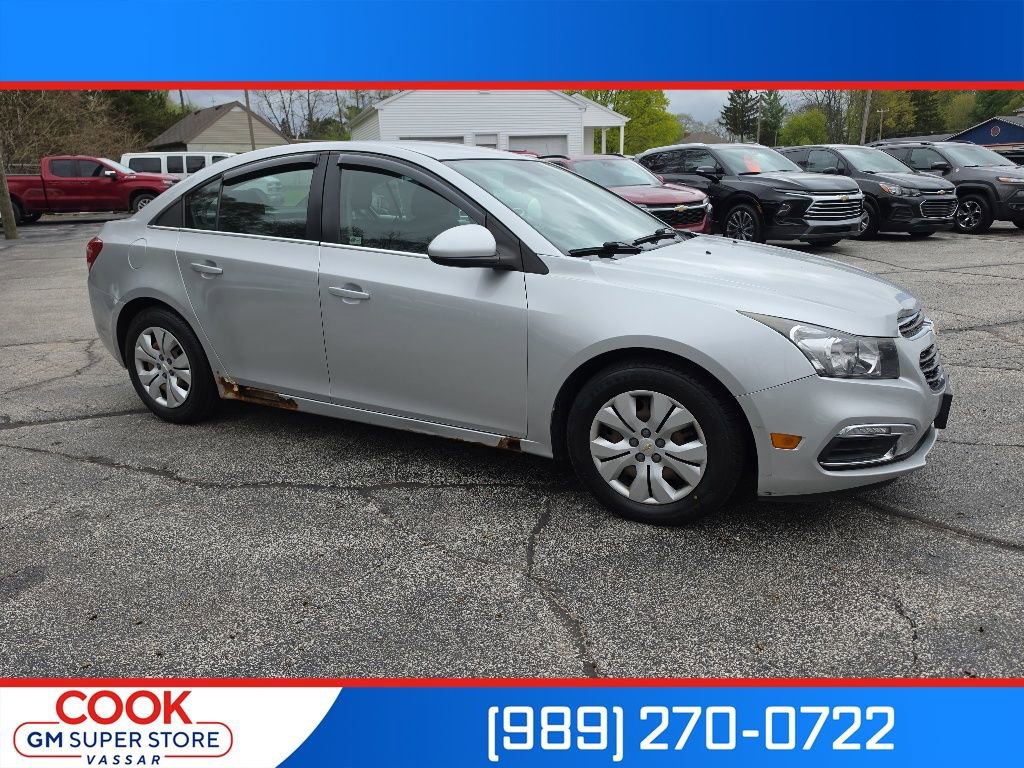 Used 2015 Chevrolet Cruze LT FWD image 1