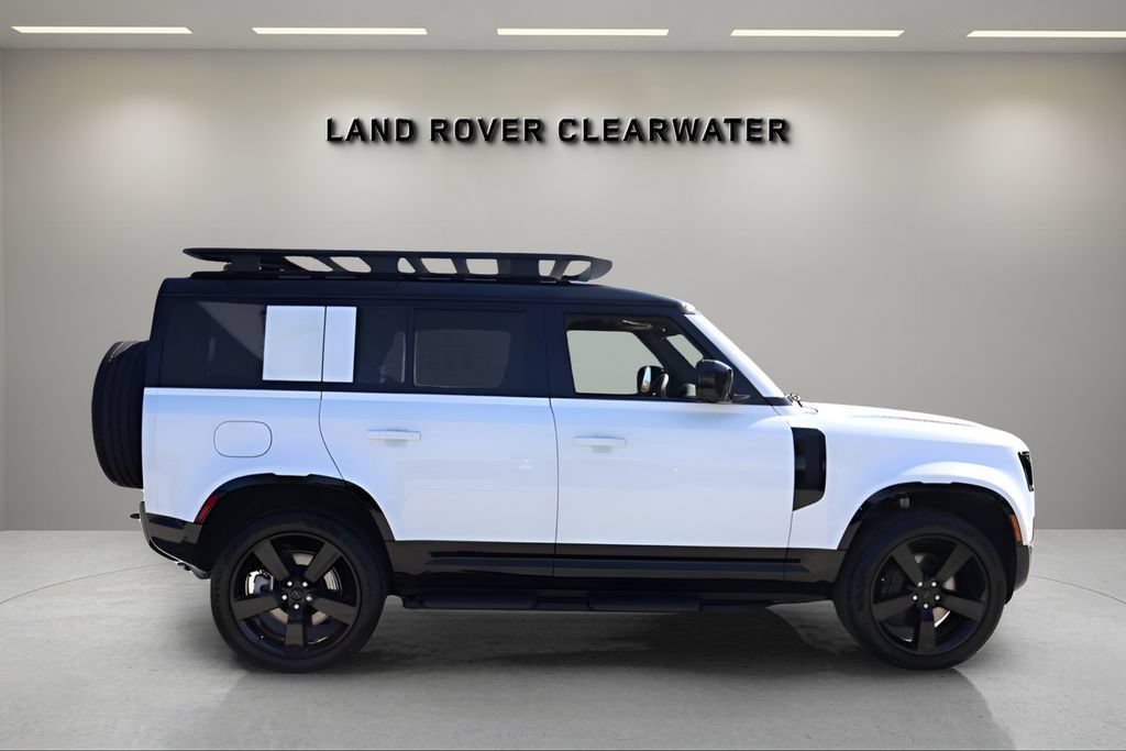 New 2026 Land Rover Defender 110 X-Dynamic SE AWD/4WD image 6