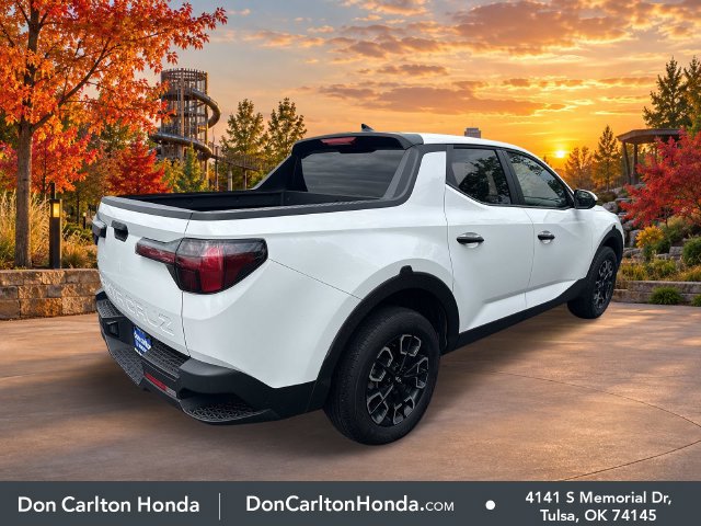 Used 2024 Hyundai Santa Cruz SE FWD image 4