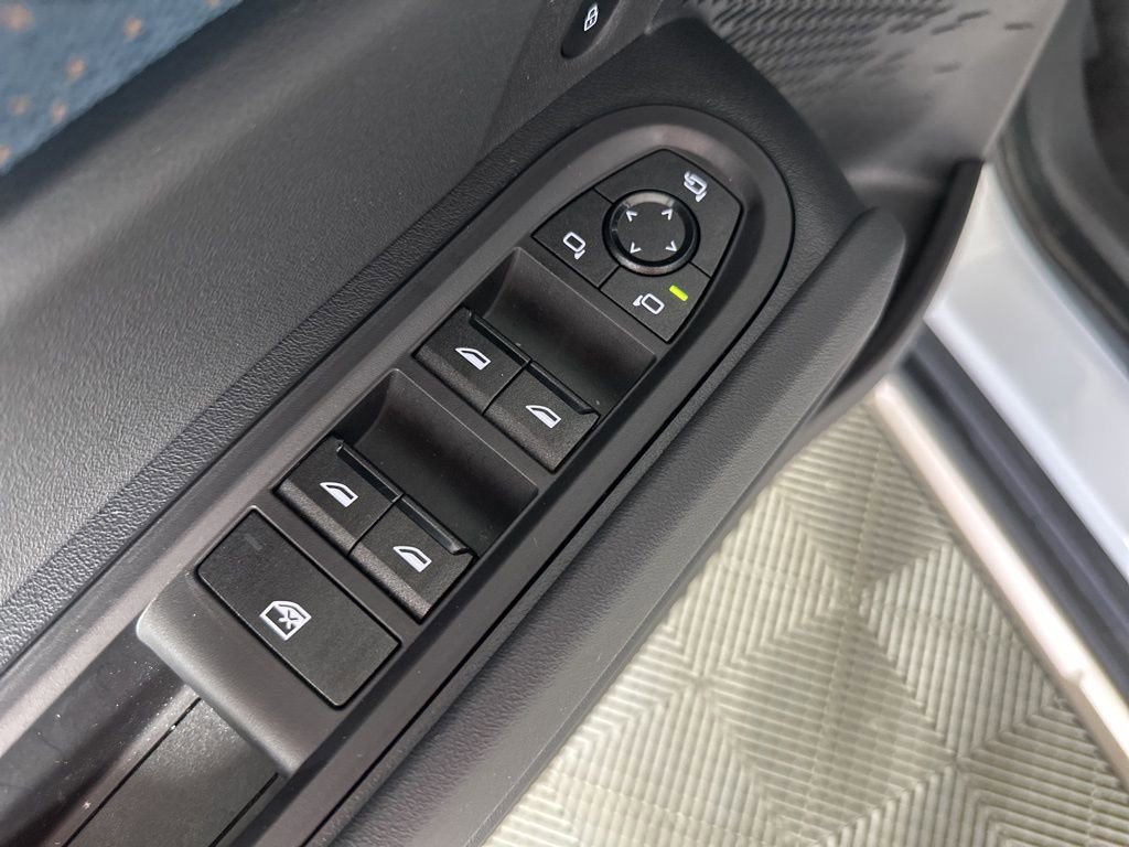 Certified 2025 MINI Cooper Countryman SE AWD/4WD image 11