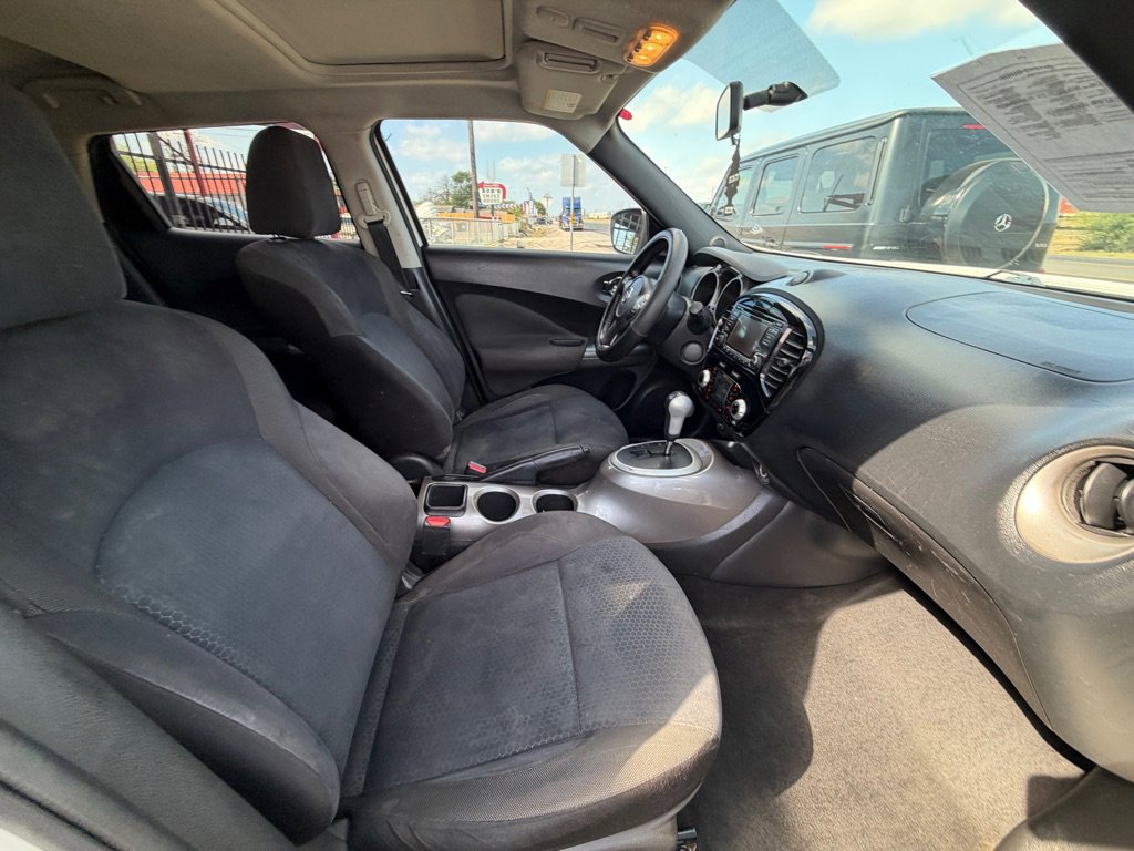 Used 2016 Nissan Juke SV FWD image 39