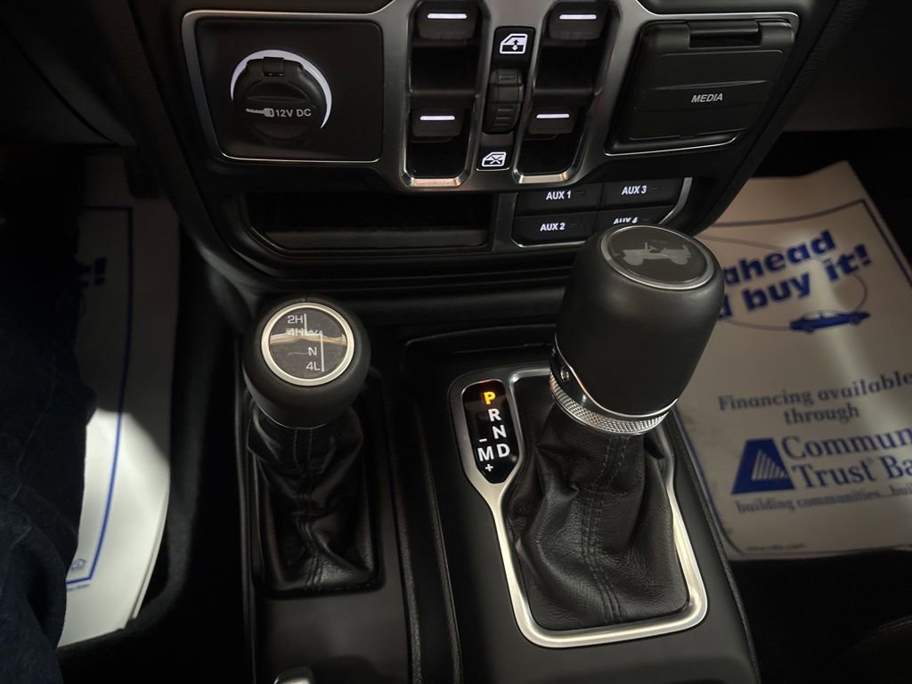 Used 2023 Jeep Wrangler Altitude image 22