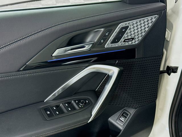 Used 2023 BMW X1 xDrive28i w/ Premium Package image 18