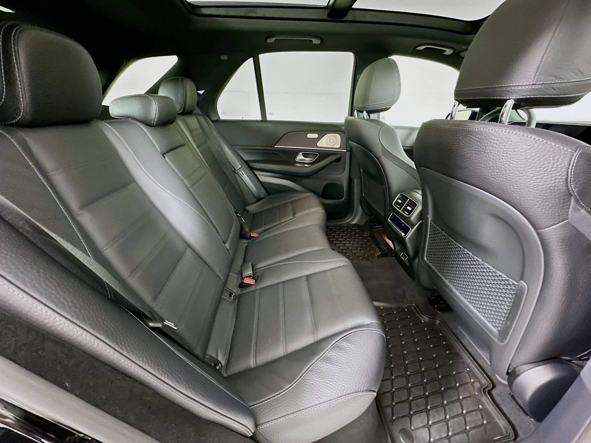 Used 2024 Mercedes-Benz GLE 580 4MATIC image 30