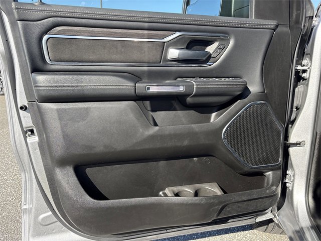 Used 2025 RAM 1500 Laramie image 10