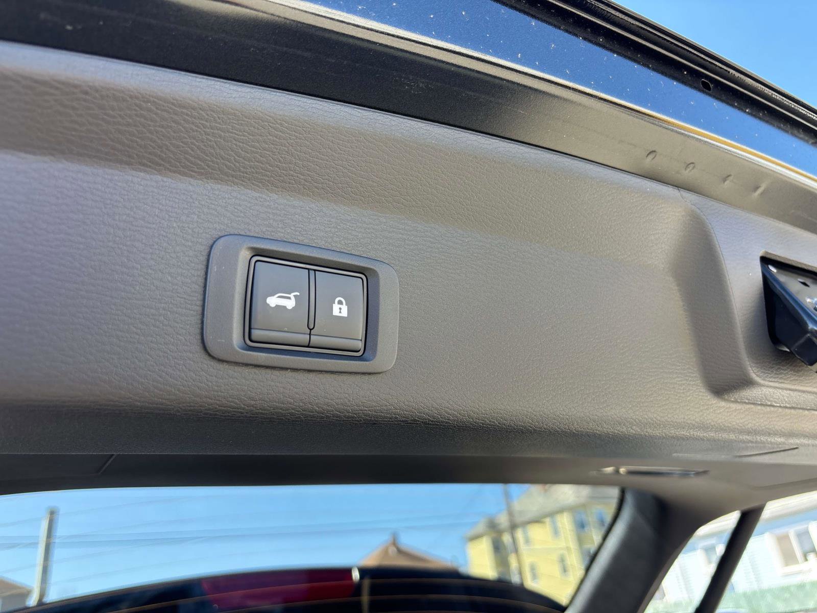 New 2025 Mitsubishi Outlander SE image 5