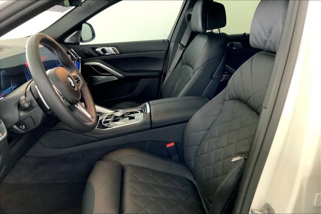 Used 2026 BMW X6 M60i w/ Executive Package AWD/4WD image 11