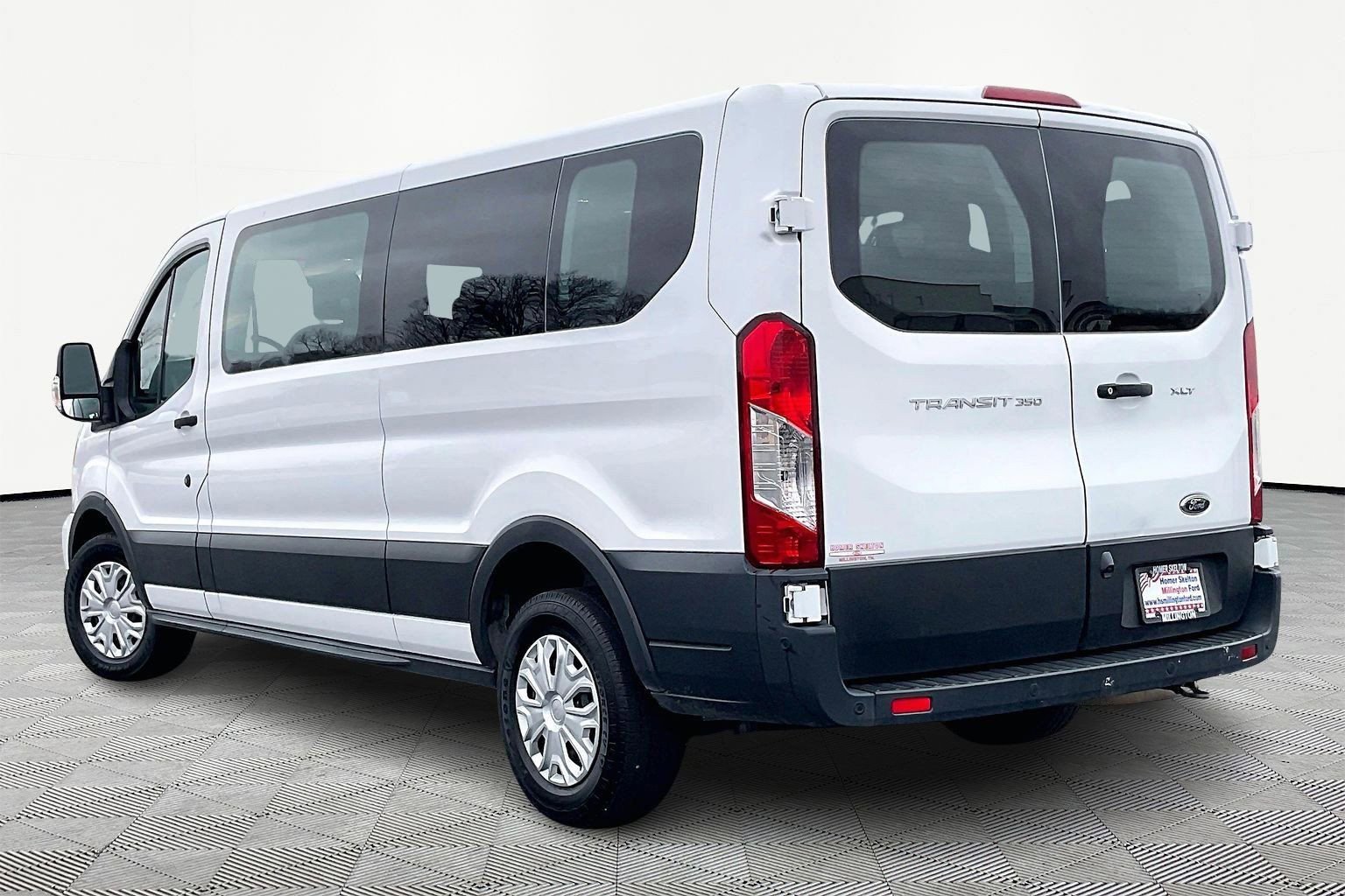 Used 2022 Ford Transit 350 XLT image 10