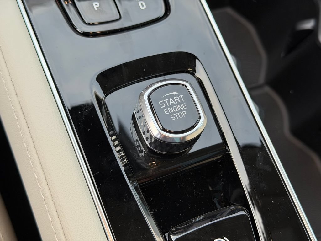 New 2026 Volvo XC90 T8 Ultra AWD/4WD image 28