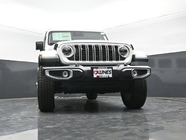 New 2026 Jeep Wrangler Unlimited Sahara AWD/4WD image 40