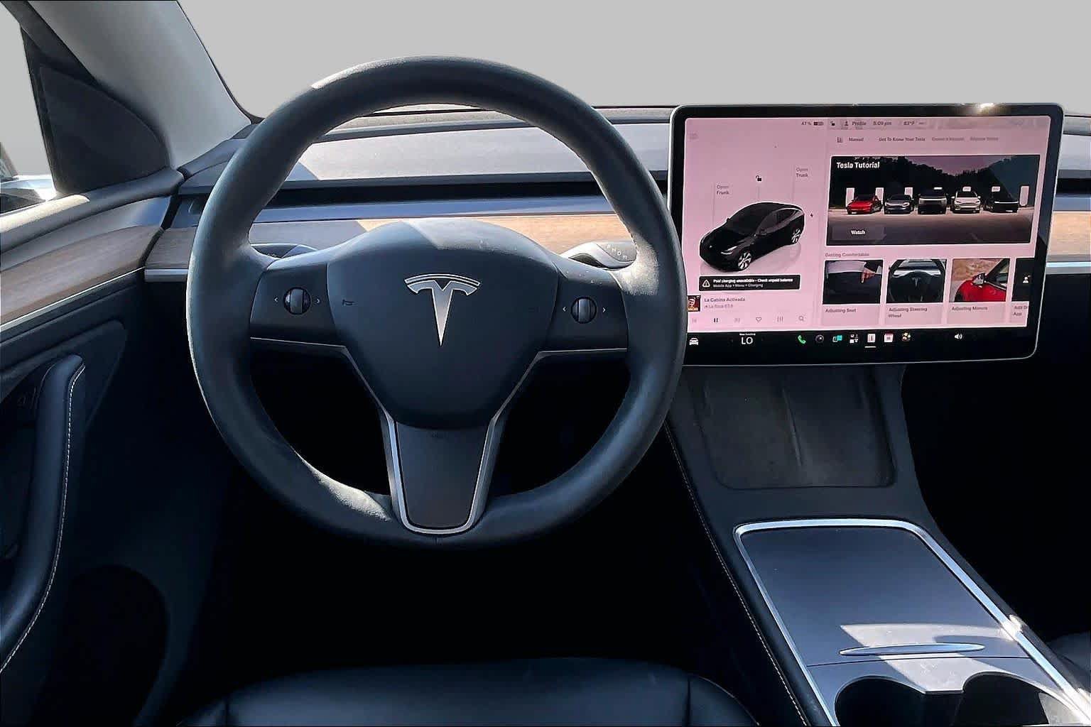 Used 2023 Tesla Model Y AWD image 5