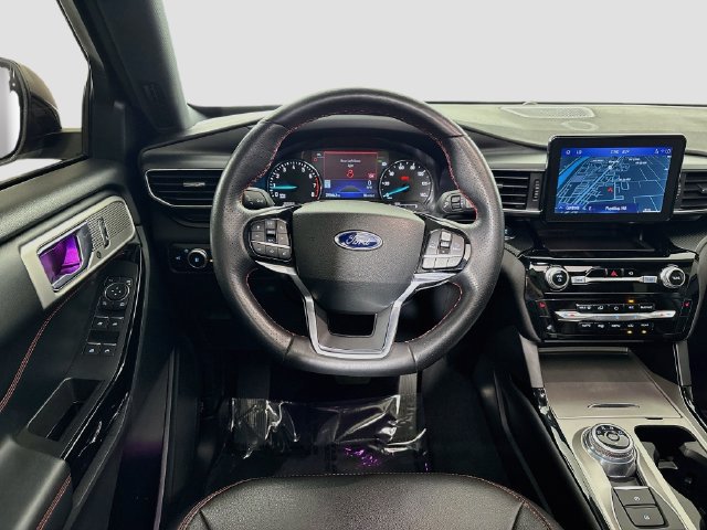 Used 2022 Ford Explorer ST-Line w/ Class IV Trailer Tow Package AWD/4WD image 23