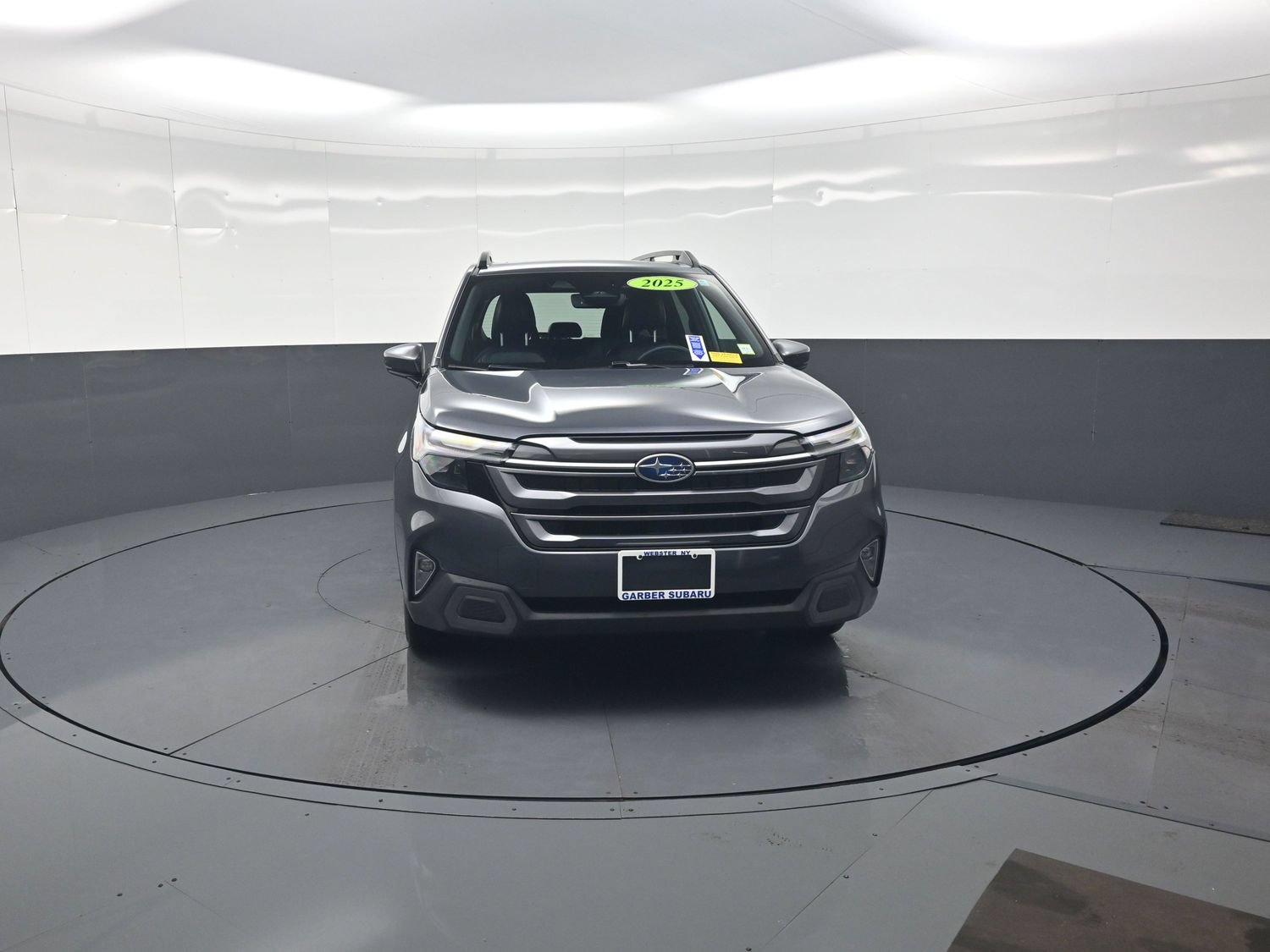 Used 2025 Subaru Forester Limited AWD/4WD image 8