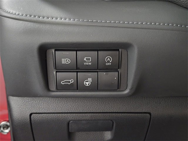 Used 2023 Toyota Highlander Platinum image 31