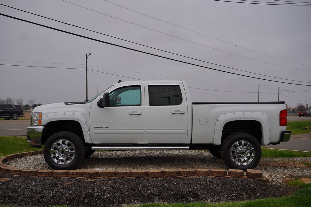 Used 2014 Chevrolet Silverado 2500 LTZ image 4