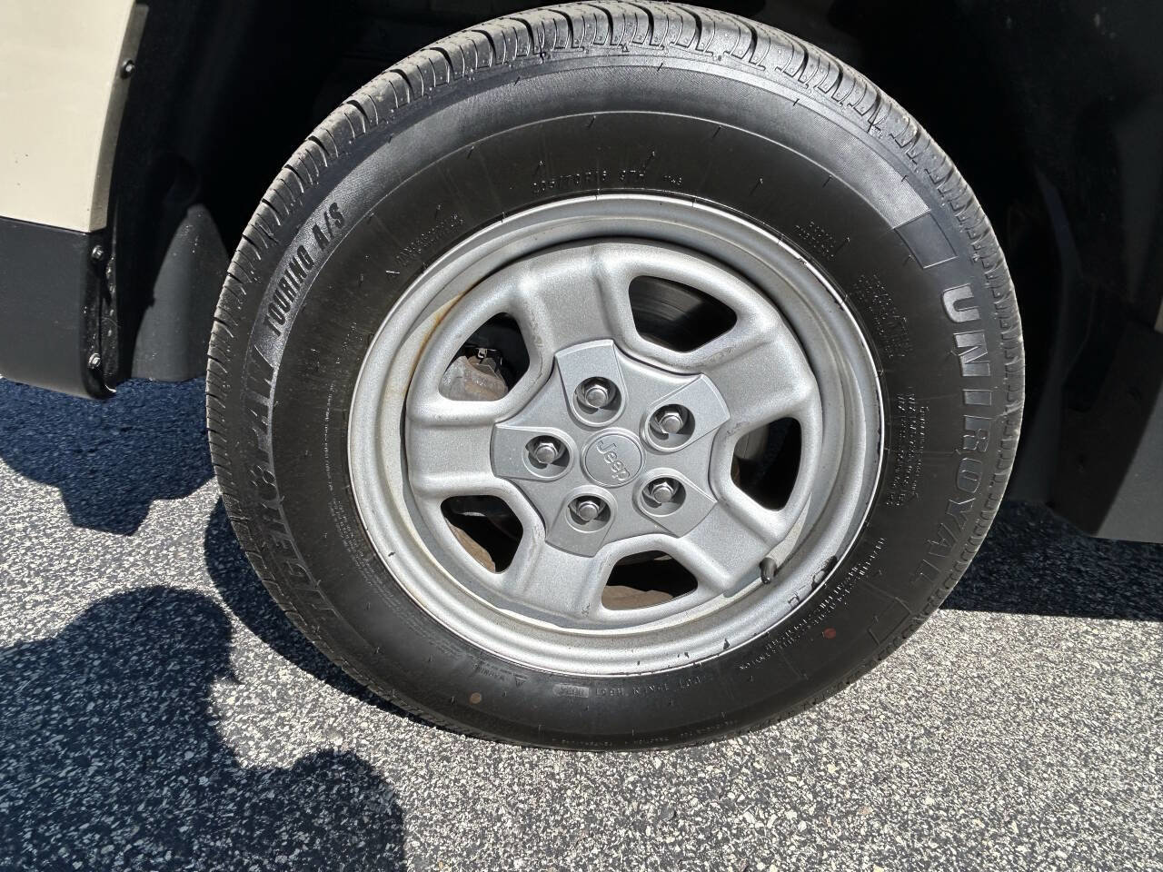 Used 2017 Jeep Patriot Sport w/ Power Value Group AWD/4WD image 24