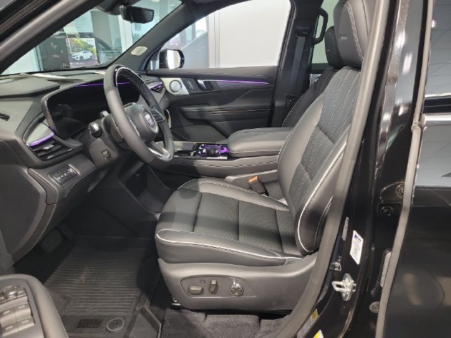 New 2026 Buick Enclave Avenir w/ Super Cruise Package FWD image 16
