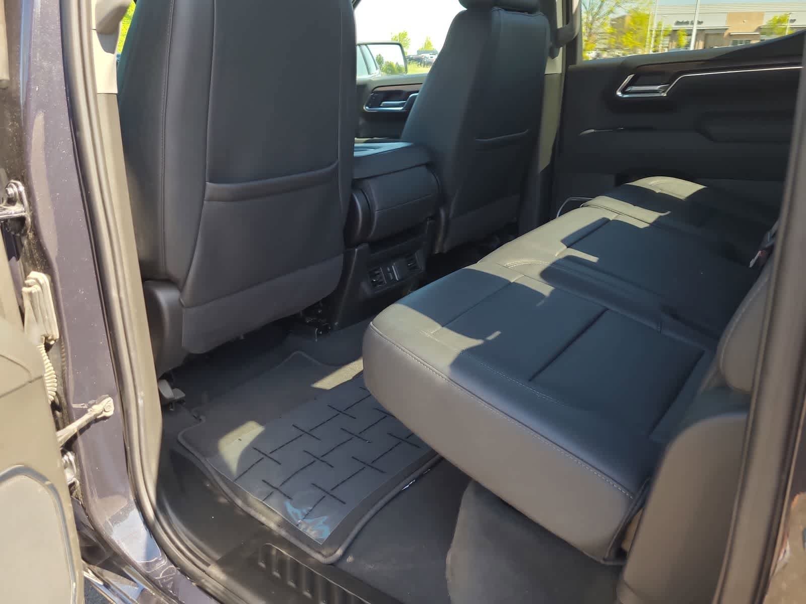 Used 2025 GMC Sierra 1500 SLT AWD/4WD image 20