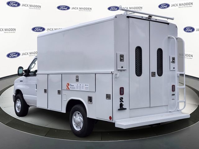 New 2026 Ford E-350 and Econoline 350 Super Duty w/ Power Equipment Group RWD image 3