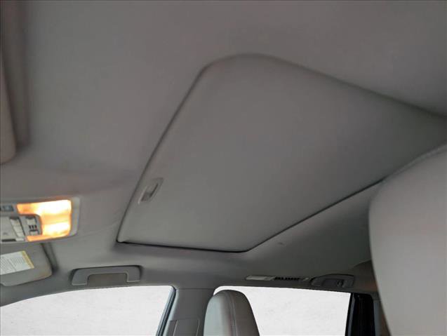 Used 2017 Toyota Highlander XLE image 15